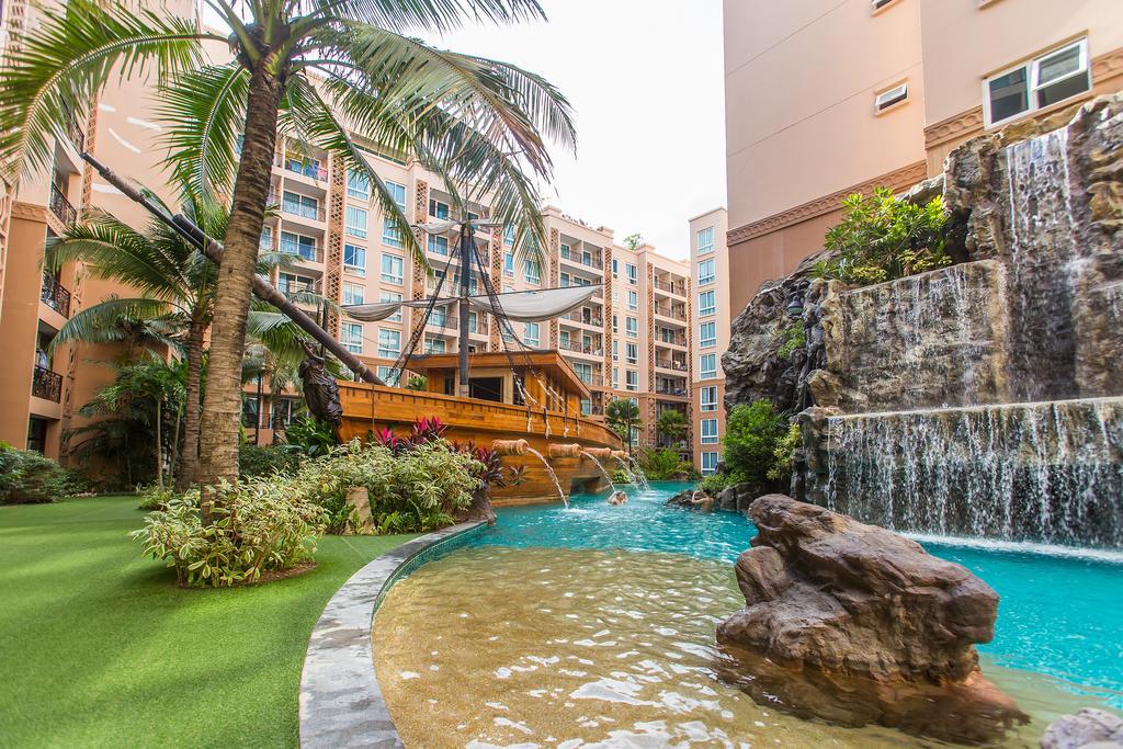 Atlantis Residence Джомтьєн-Біч Екстер'єр фото